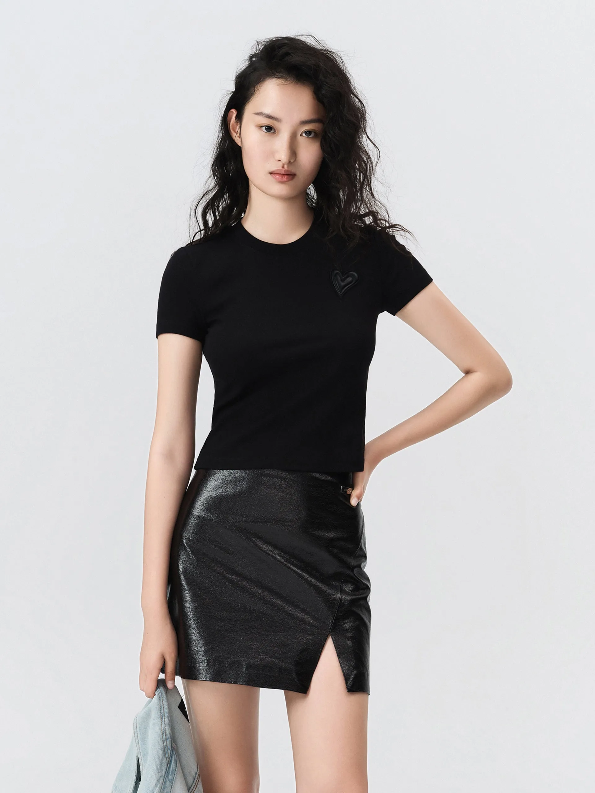 Seasonal Comfort Cotton Slim Fit T-shirt