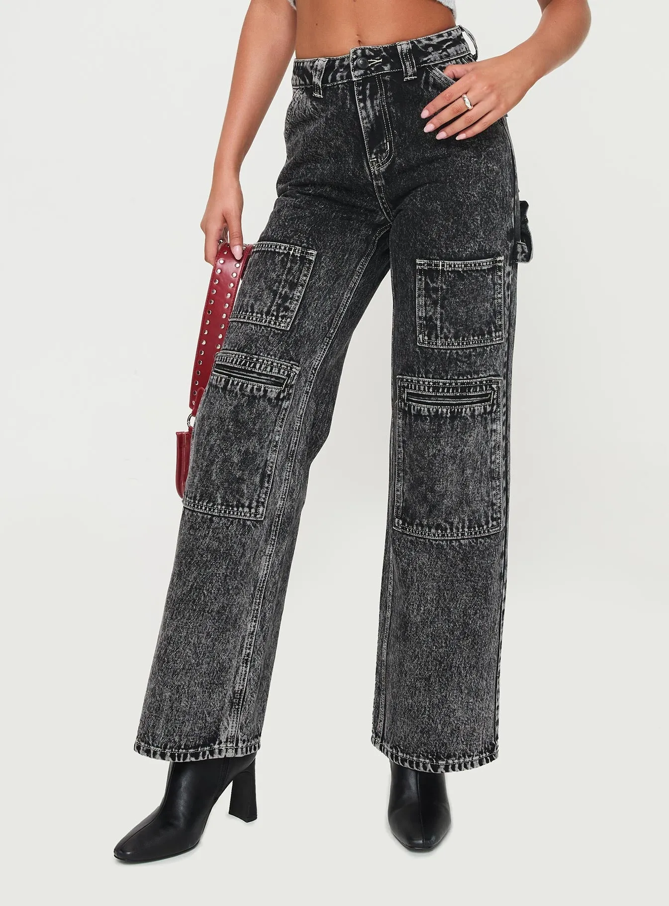 Loose Modern Minimalist Office Friendly Malachie High Rise Jeans Black Acid Wash
