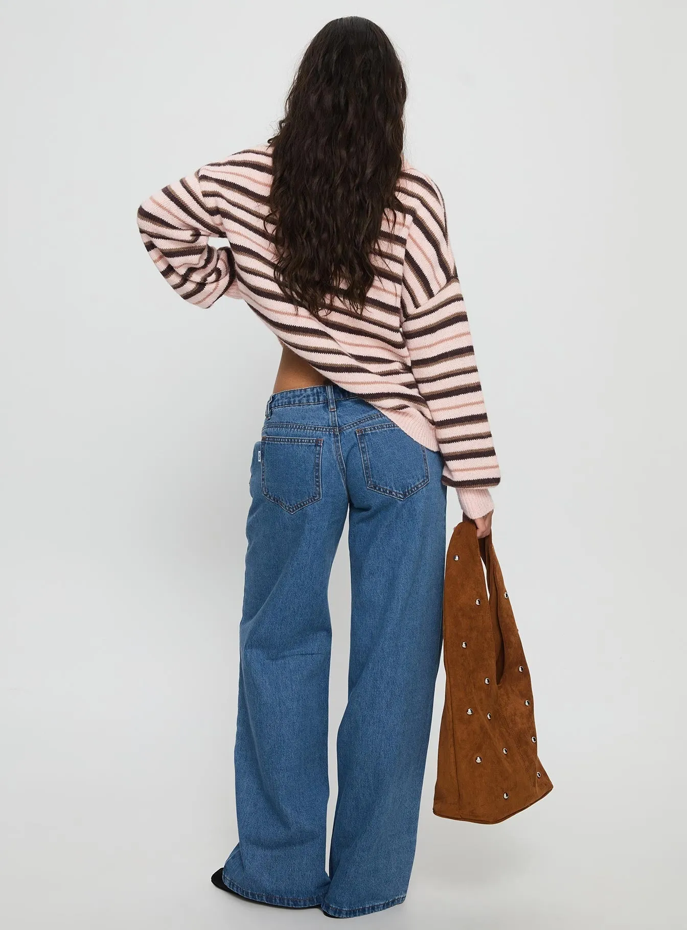 Highlands Low Rise Wide Leg Jeans Mid Blue Wash Travel Ready