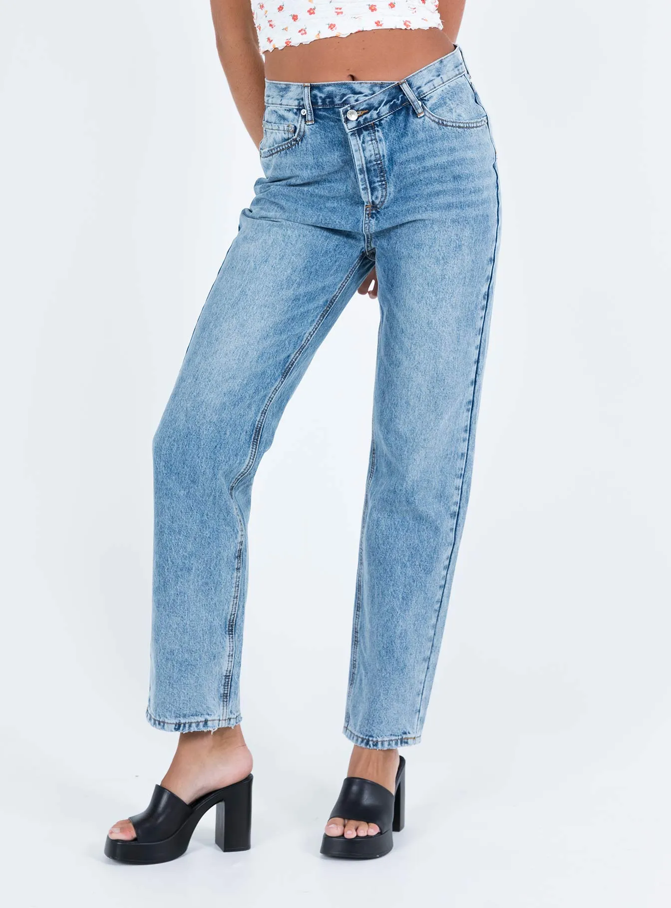 No Bulk Seam Design Holly Asymmetric Straight Leg Jean Light Wash Tall
