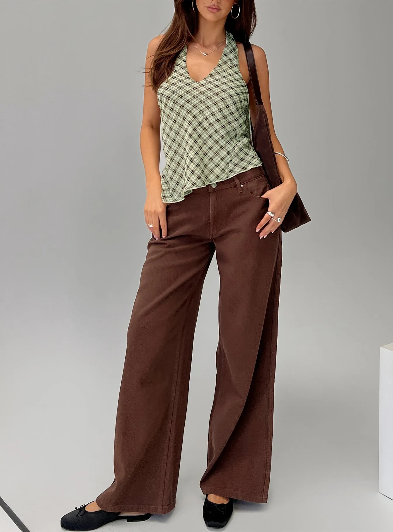Ramos Low Rise Wide Leg Jeans Brown Casual Friday Parent Style Travel Outfit Athlete Fit High Quality