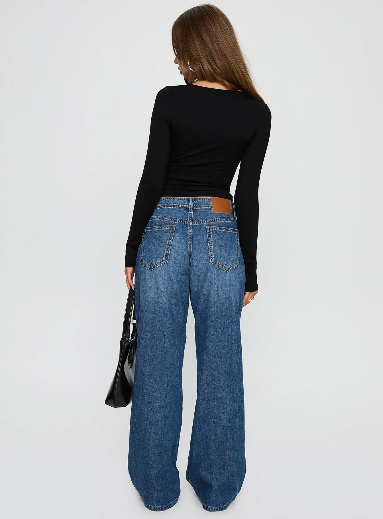 Wolfe Low Rise Straight Leg Jeans Dark Blue Wash Common look Shopping Day Street Fashion Textured