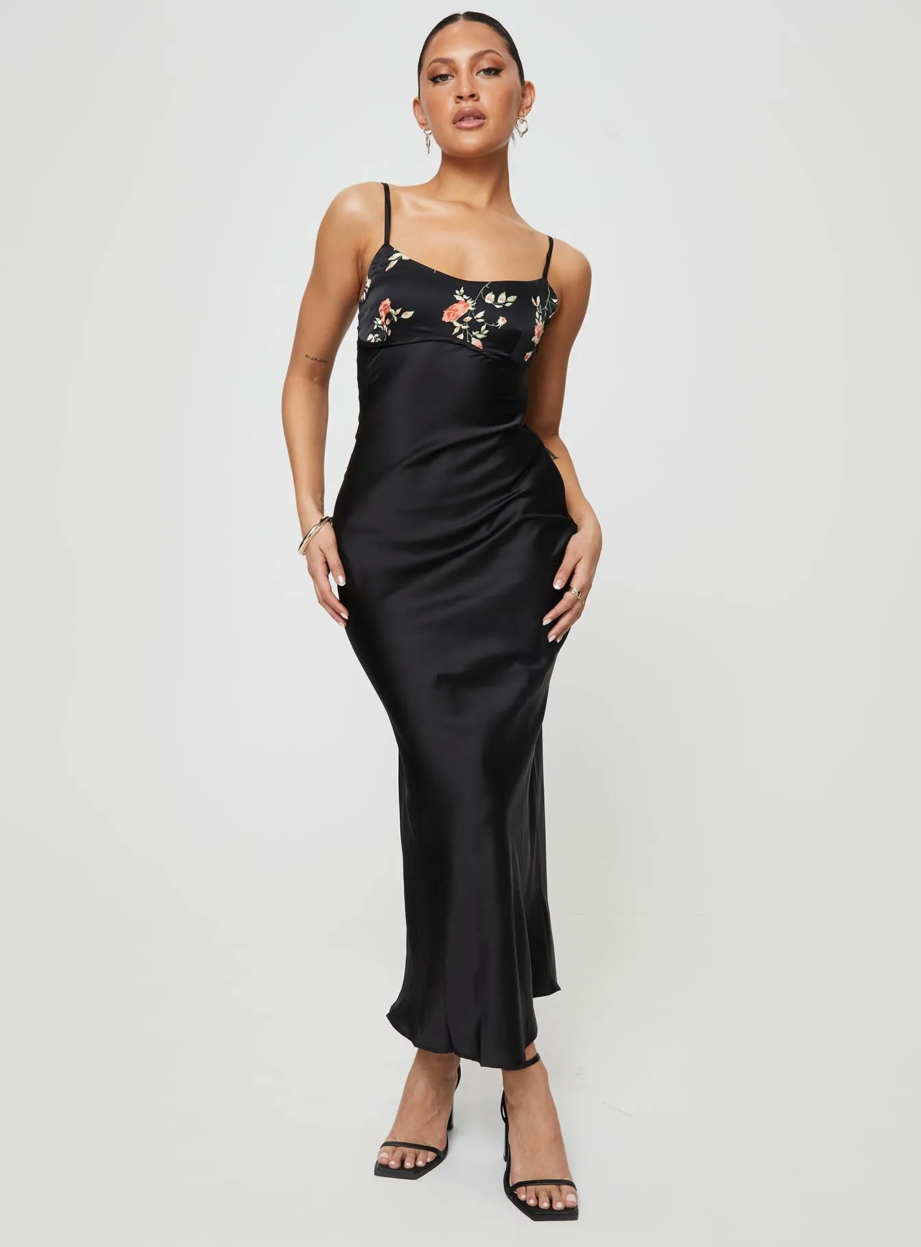 Leaf Glow Larver Maxi Dress Black