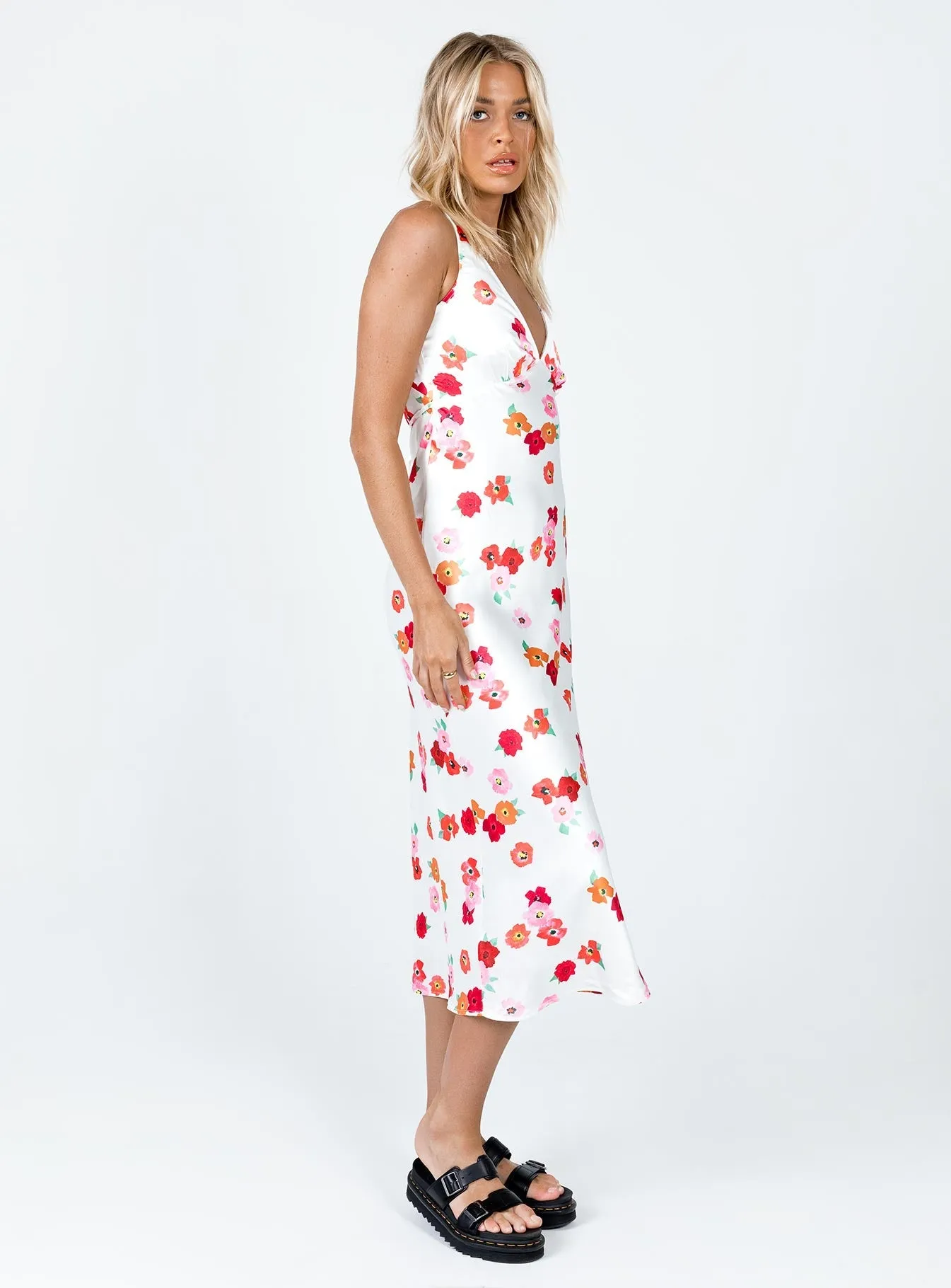Nellie Maxi Dress White Floral Rose Arch