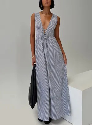 Pokey Maxi Dress Black / White Stripe Petite Print Allover This maxi dress combines a relaxed fit with an elegant look for a versatile wardrobe piece
