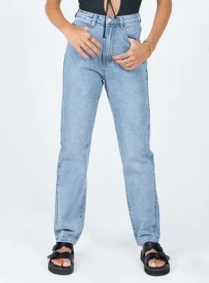 Calista Lightwash Denim Jeans Smooth Style