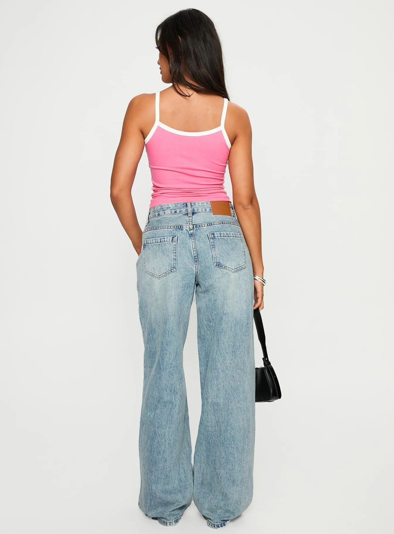 Soft Aesthetic Edge Of Town Mid Rise Straight Leg Jeans Vintage Blue
