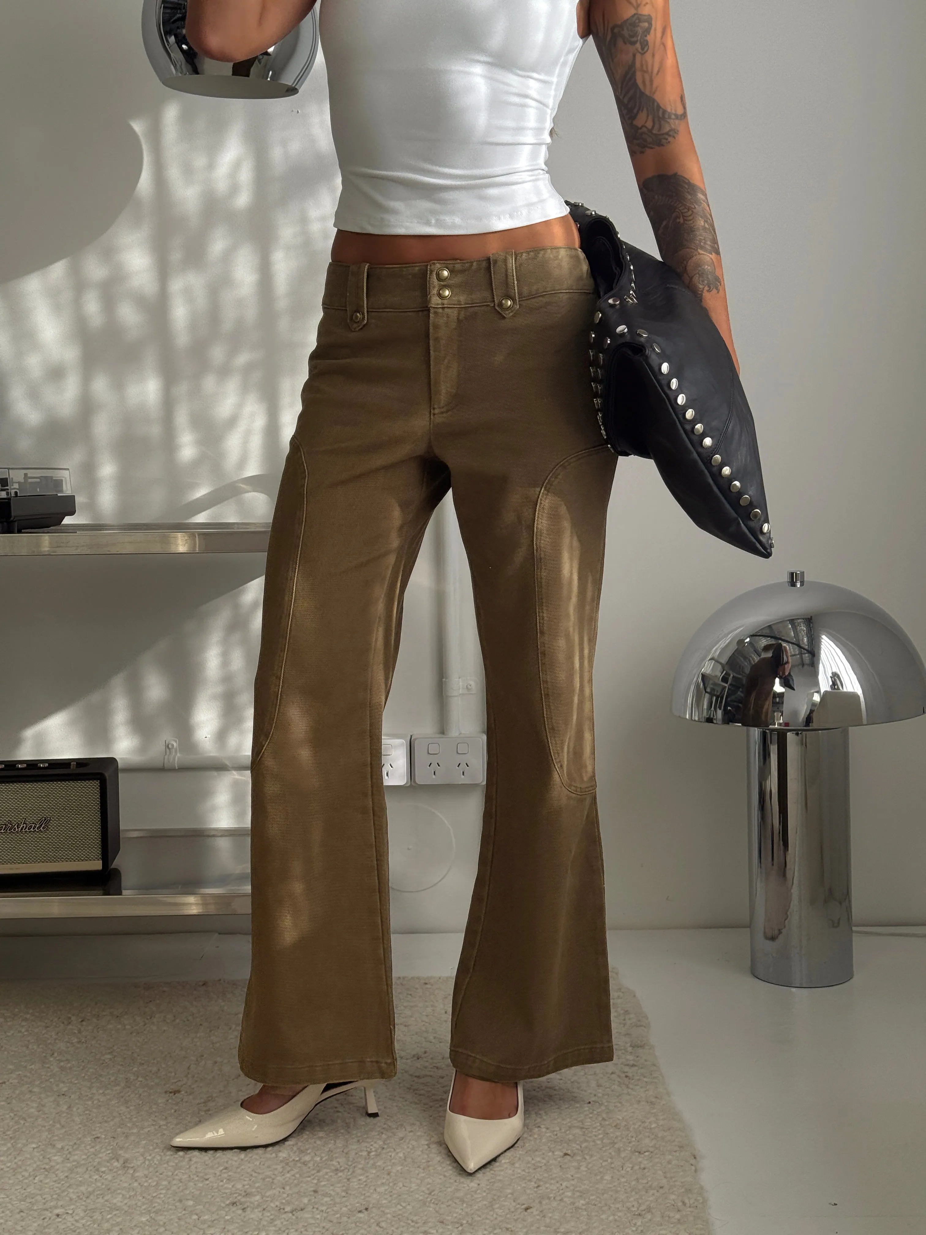Cuzco Low Rise Flared Cargo Jeans Dark Khaki Low Effort