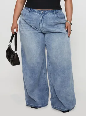 Base Attire Modern Comfort Naylor Mid Rise Wide Leg Jeans Light Wash Denim Curve