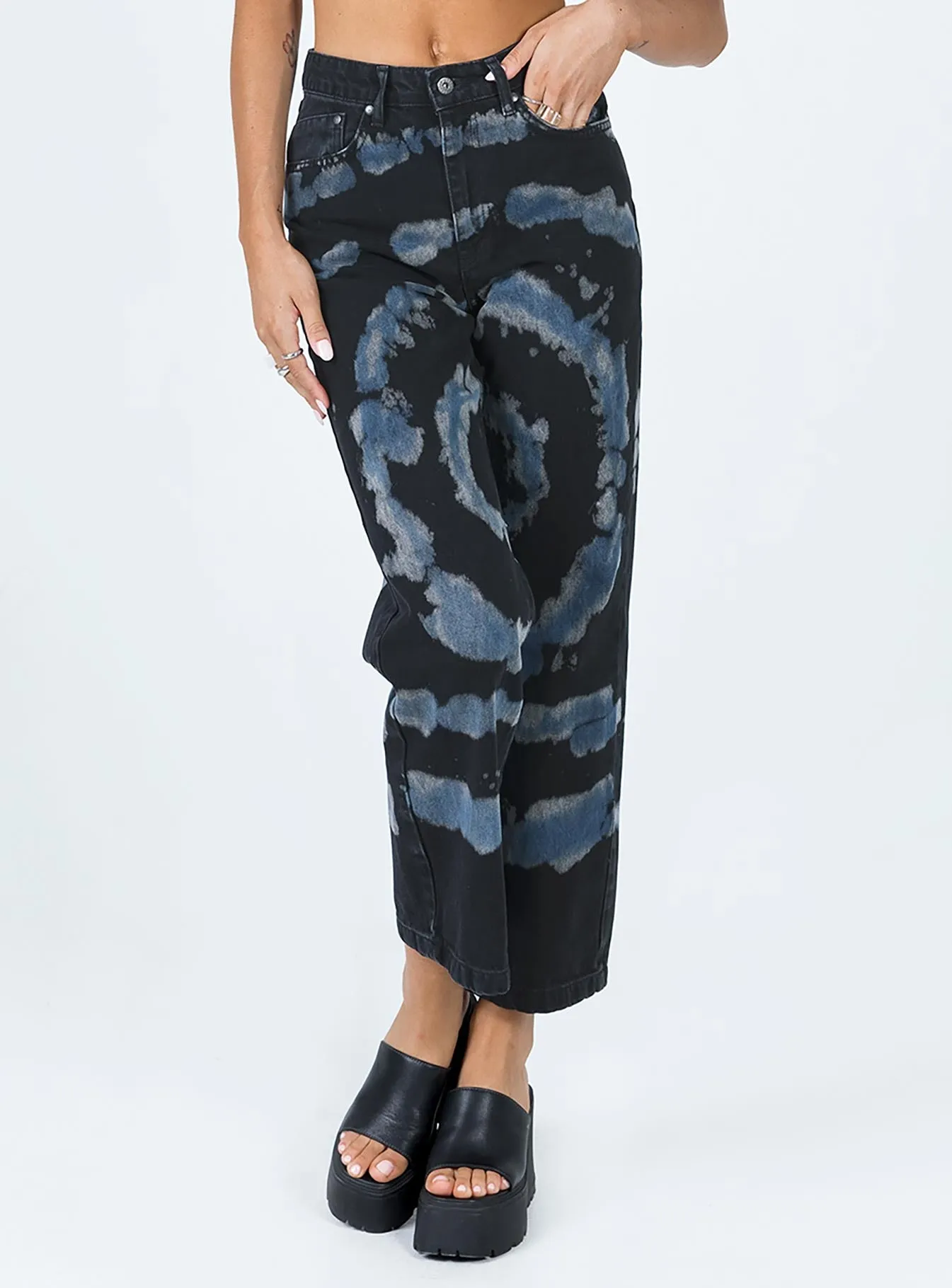 The Ragged Priest Beyond Denim Jeans Black Chill Outfit Versatile Fit