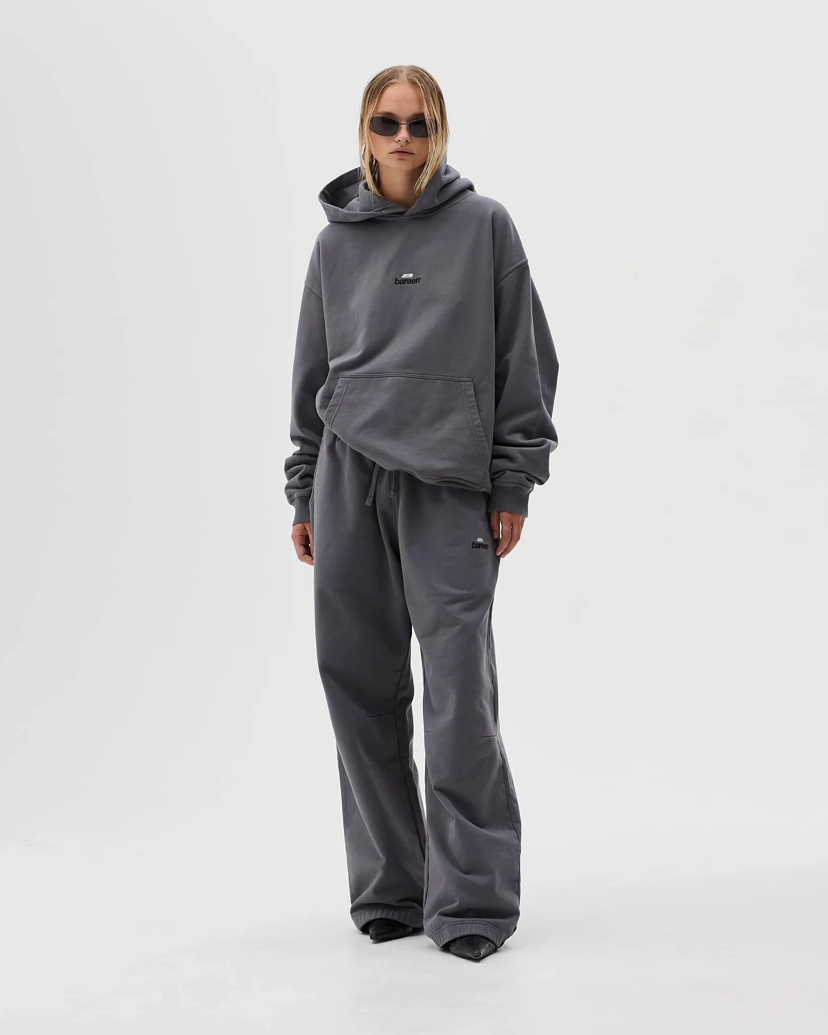 Tear Resistant Oversized Hoodie, Women - Logo 3.0 - Dark Grey Functional Fit