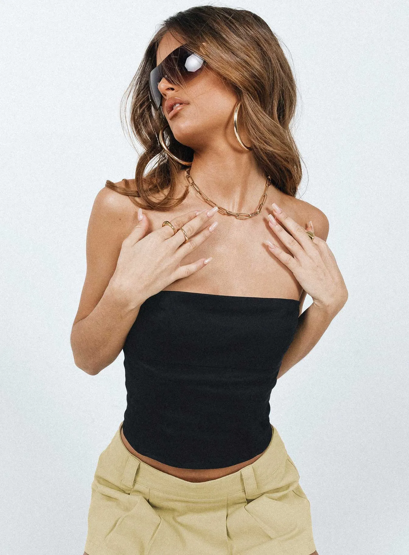 Polita Strapless Top Black WrinkleFree Finish Casual Tee