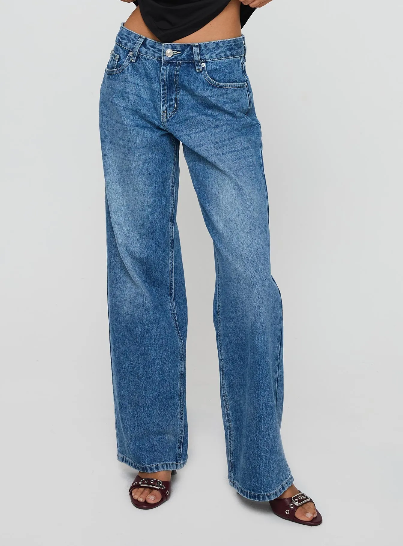 Music Event Smooth Casual Soft Eco Friendly Serenitia Mid Rise Relaxed Jeans Mid Blue Wash Petite