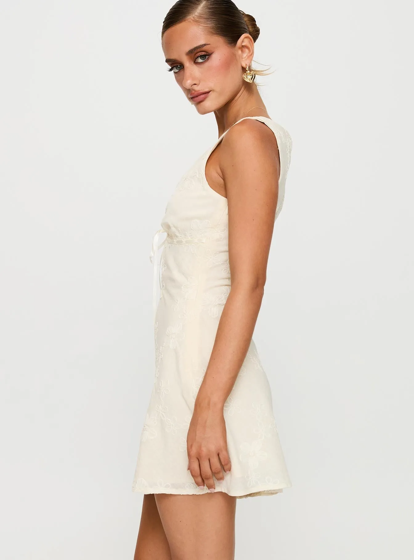 Faithfully Embroidered Mini Dress Beige Urban Mood
