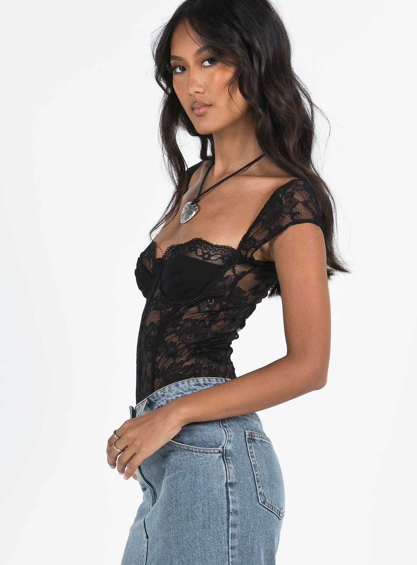 Casual Relax Sharp Model Cadrot Lace Bodysuit Black