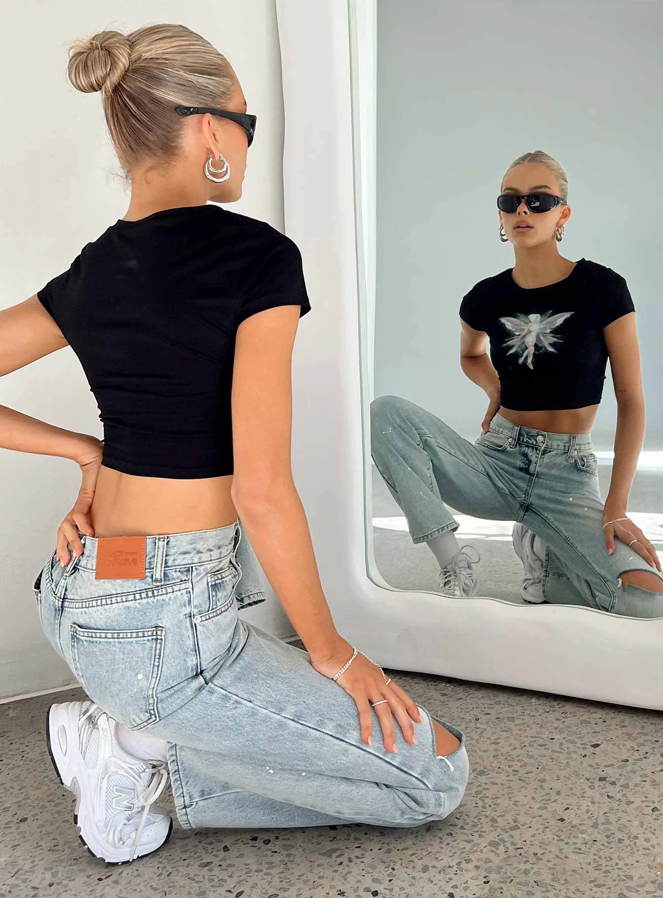 Nature Lover Outdoor Adventure Autumn Days Stretch Enhanced Mobility Buleen Straight Leg Ripped Jeans Light Wash Denim