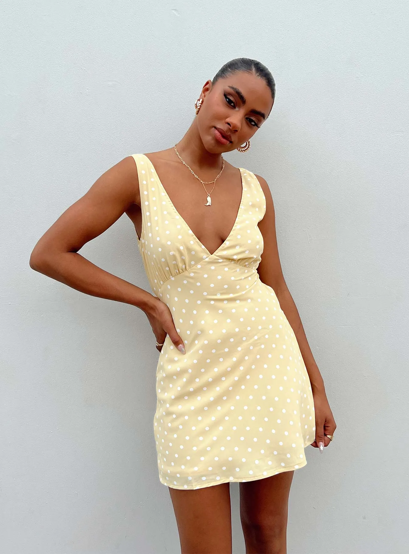 Nellie Mini Dress Yellow Polka Dot Easy Fit Glamorous touch