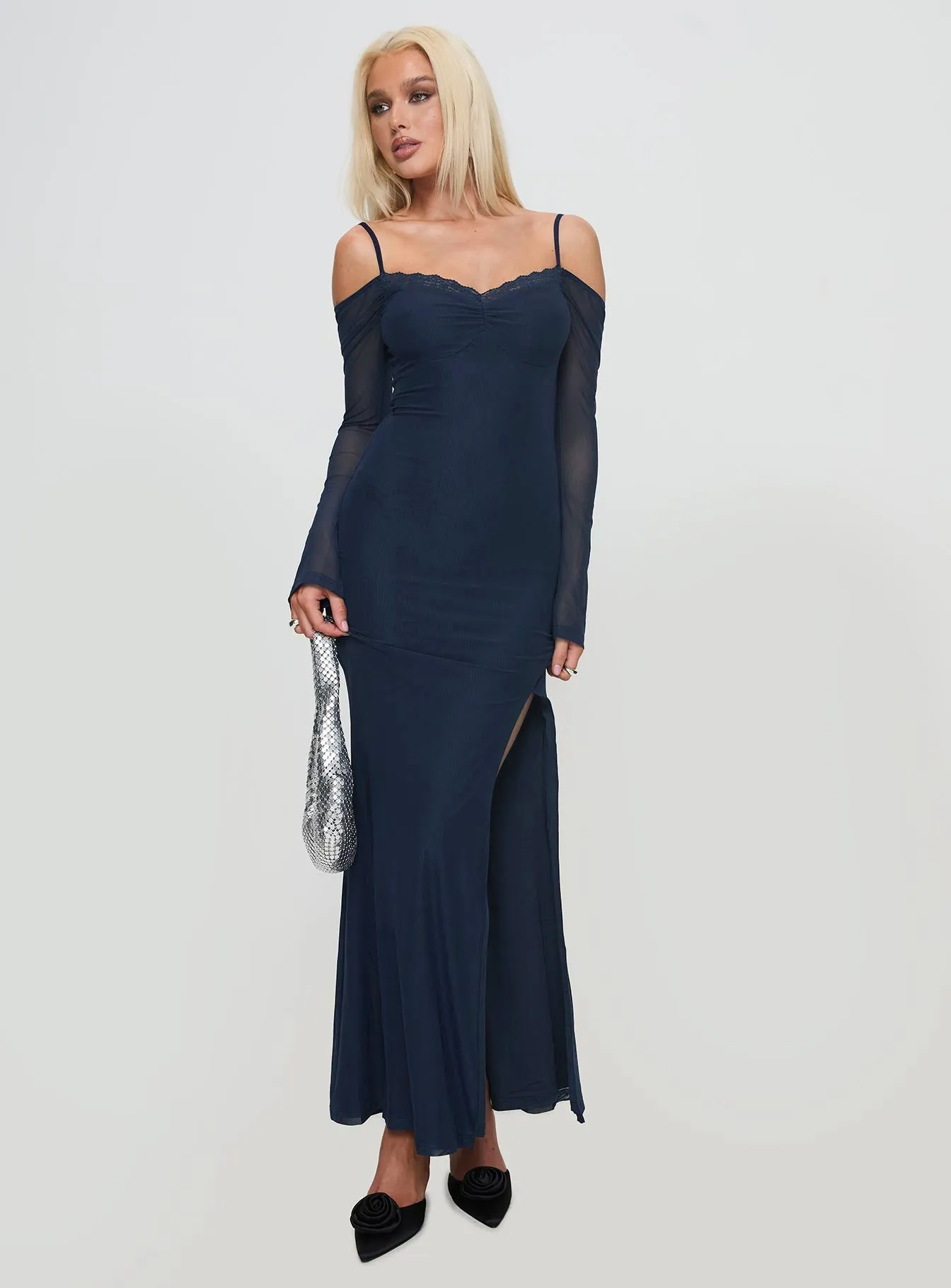 Edmone Long Sleeve Maxi Dress Navy Light and airy dress Garnet Shine