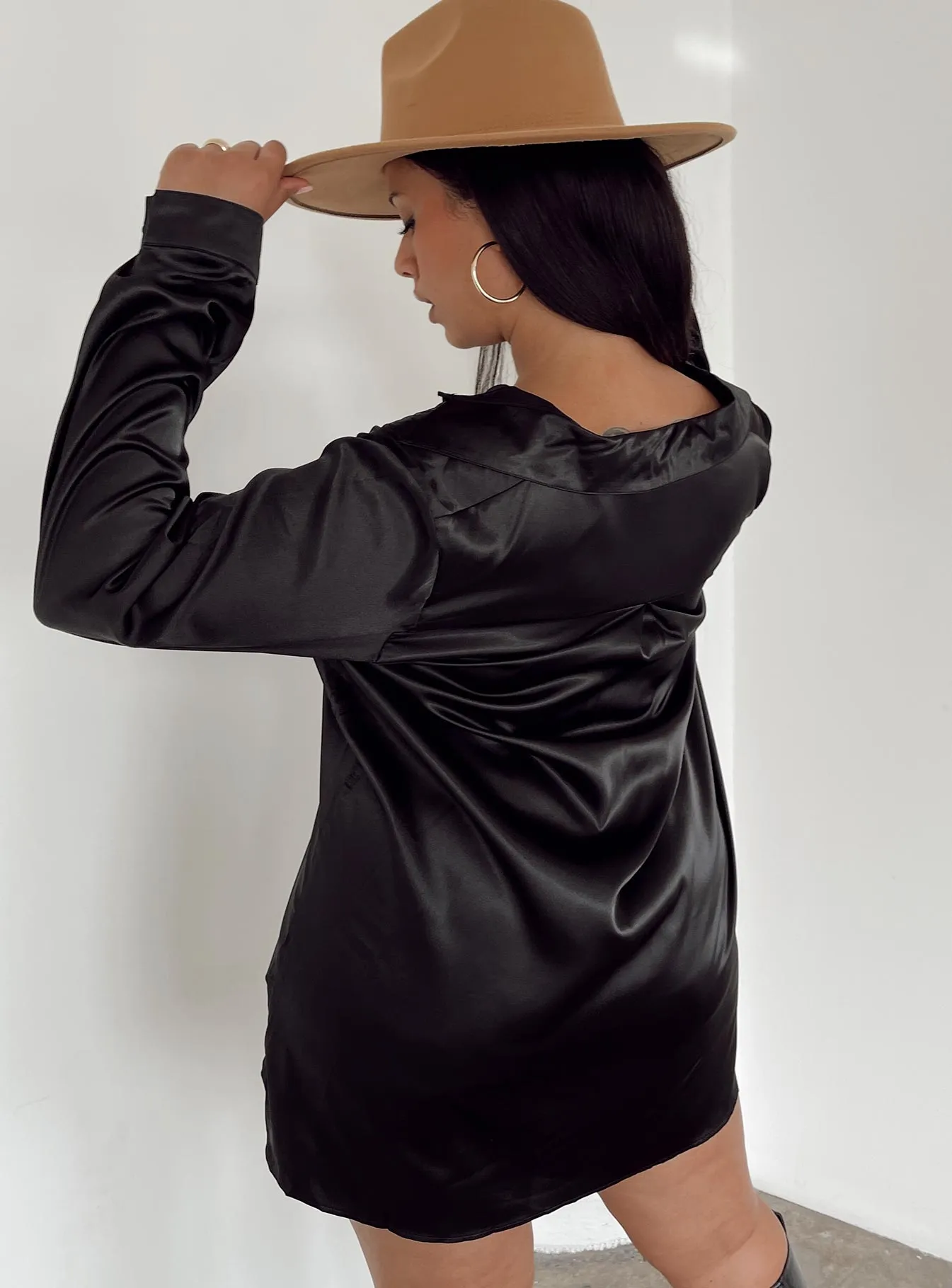 90210 Satin Shirt Mini Dress Black Curve Club Glow