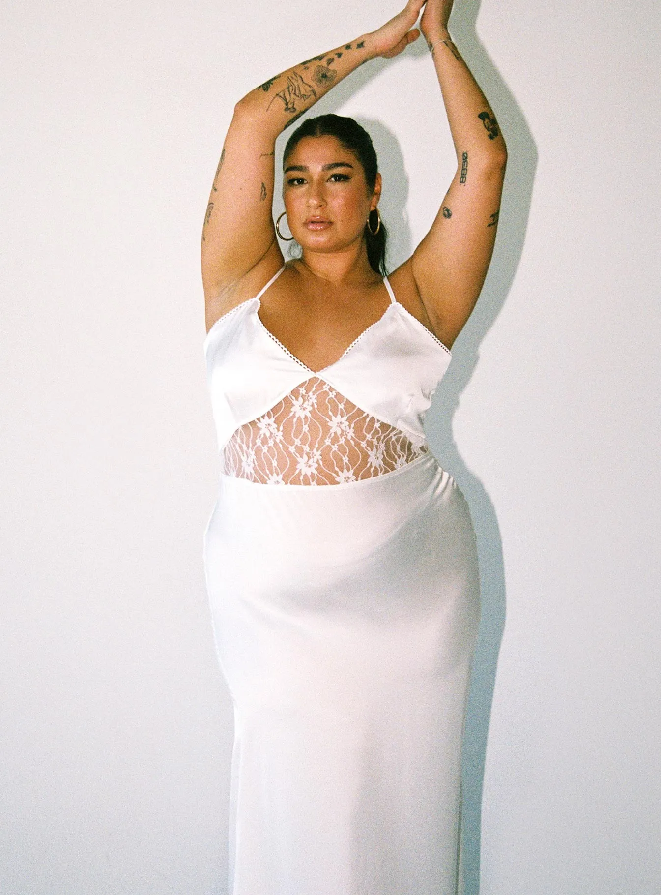 Country Glow Strong Aura Roselle Maxi Dress White Curve