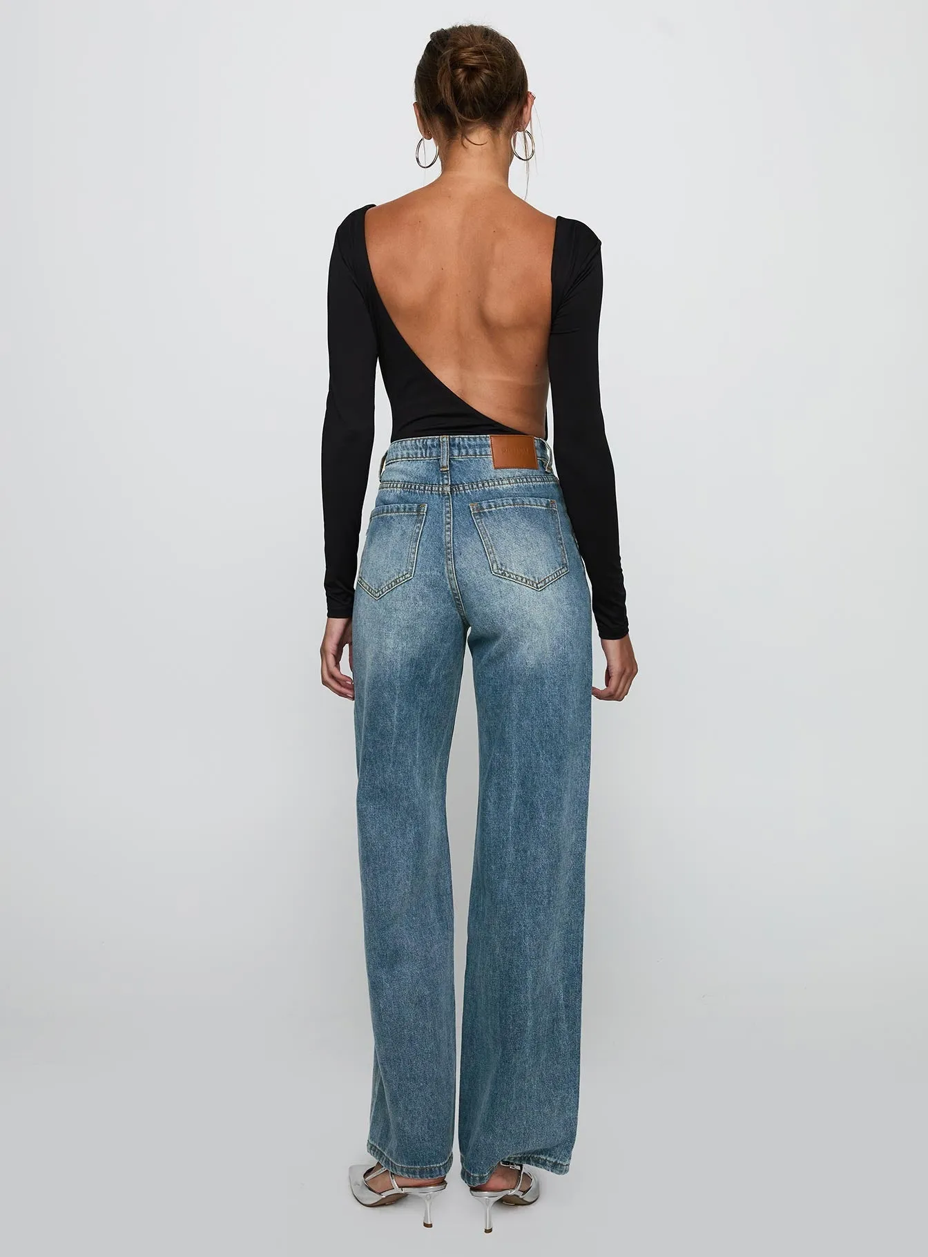 Sacramento High Rise Straight Leg Jeans Mid Blue Denim Straight Leg Luxury Student Outfit