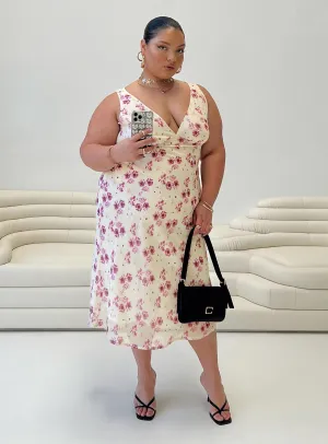 Nellie Midi Dress Yellow Floral Curve With its comfortable fit this dress is perfect for all-day wear while maintaining an elegant appearance Georgette Flow