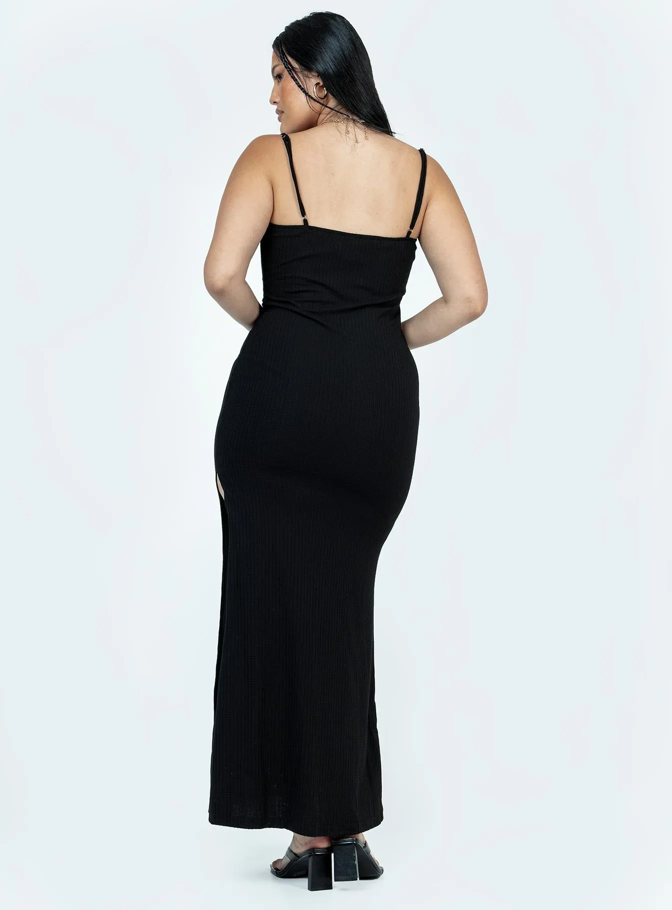 Stitch Glow Belladonna Maxi Dress Black