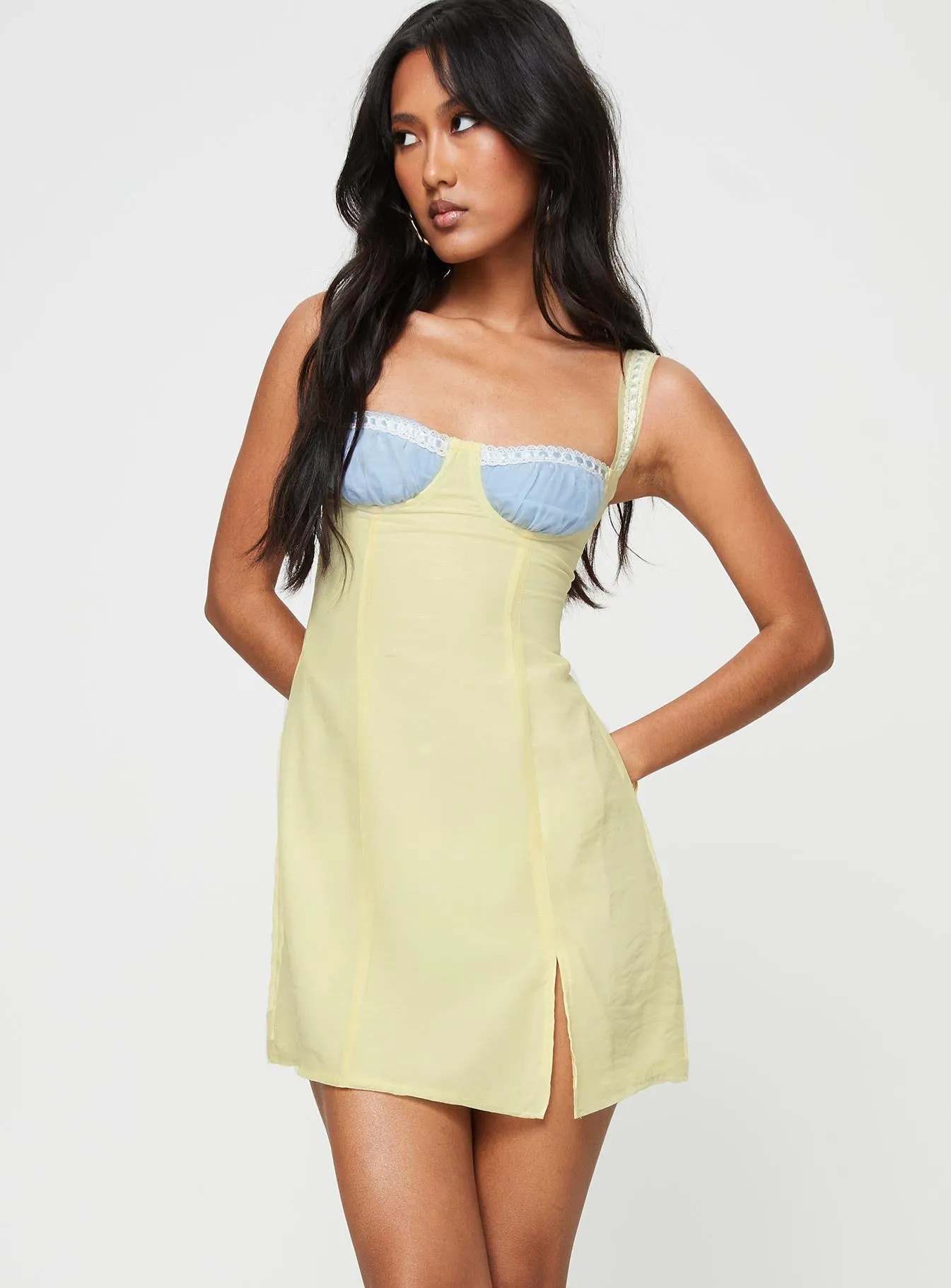 Easy-to-wear mini gown Fritelle Ribbon Mini Dress Yellow / Blue