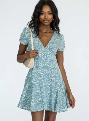 Quick Dry Textile The Sting Mini Dress Green Leopard