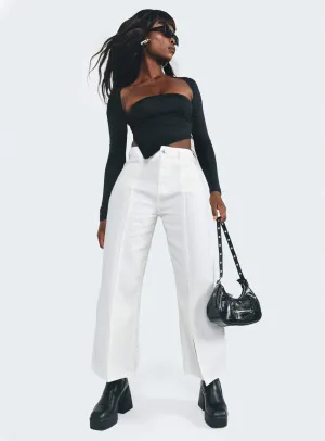 Tailored Silhouette Party Look Sunny Vibes Couple Look Mackman Jeans White Denim