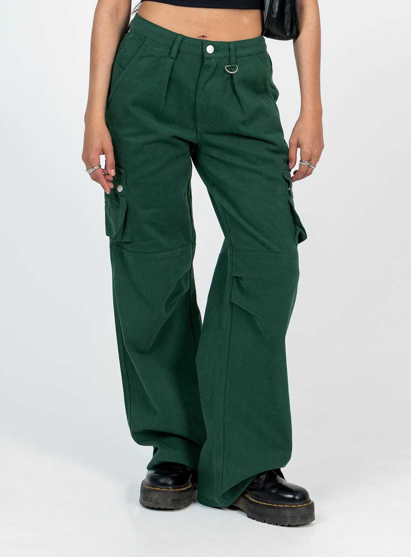 Balanced Style Outfit Staple Paige Mid Rise Cargo Jean Denim Green Petite