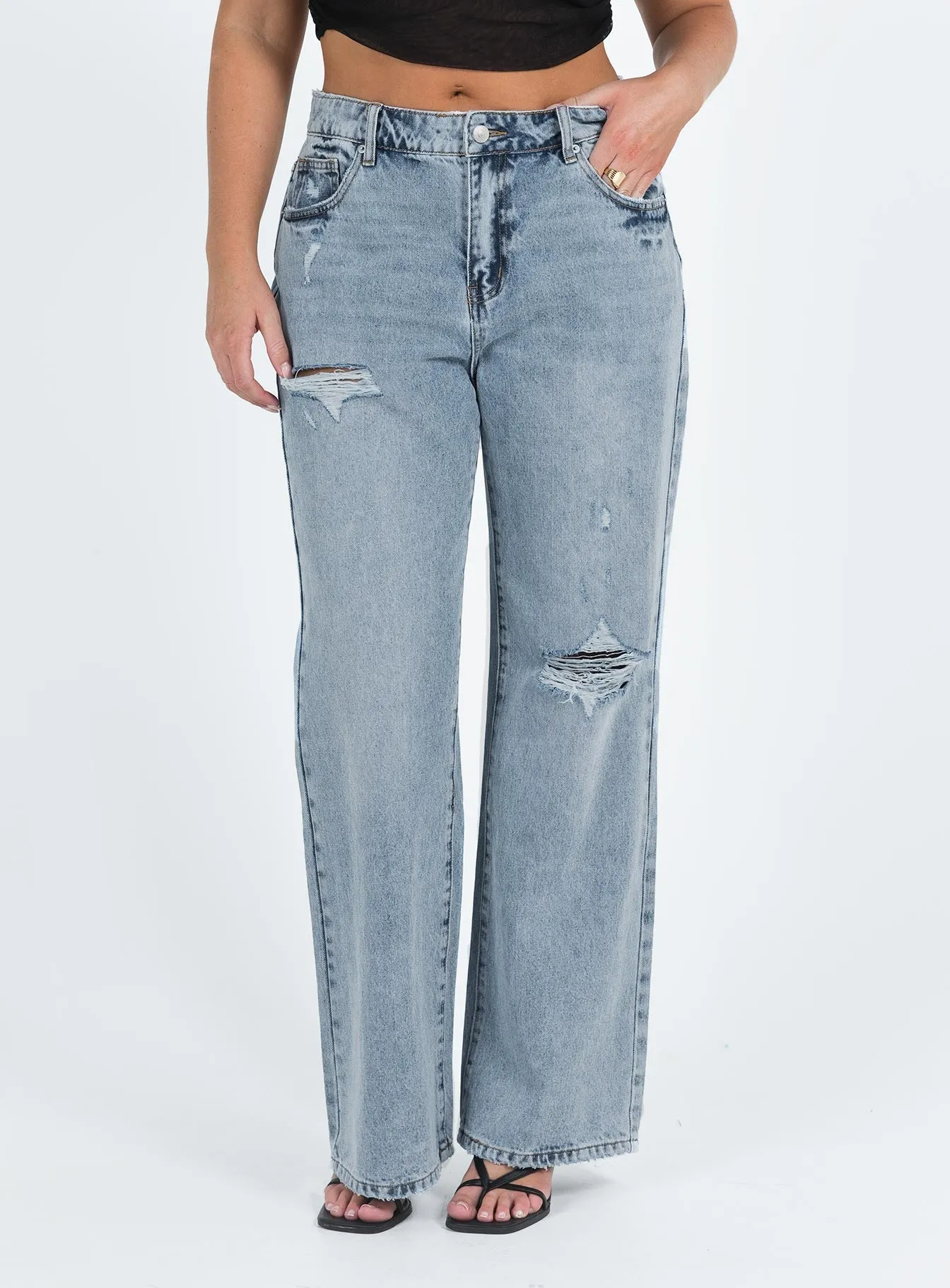 Minimalist Night Out Smooth clean design Corrina Jeans Mid Wash Denim