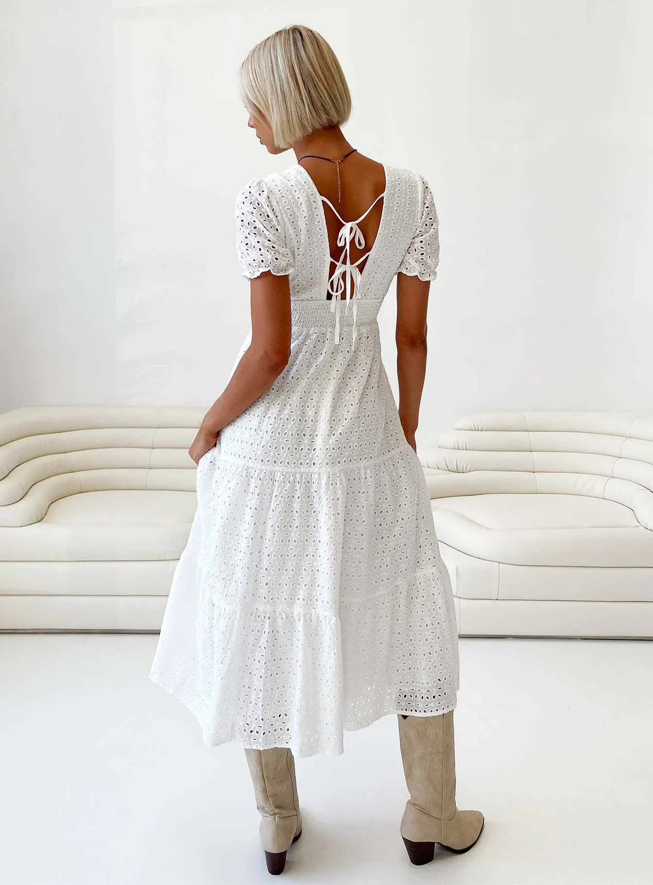 Durna Maxi Dress White Harbor Stroll Window Glow