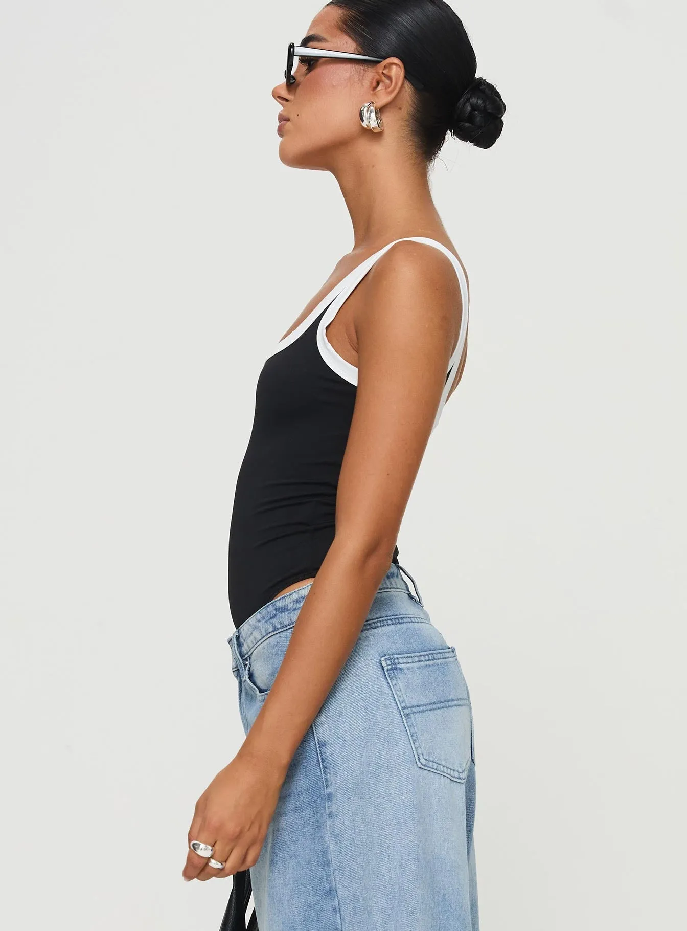 Astrea Bodysuit Black / White Stretch Event Training Basic