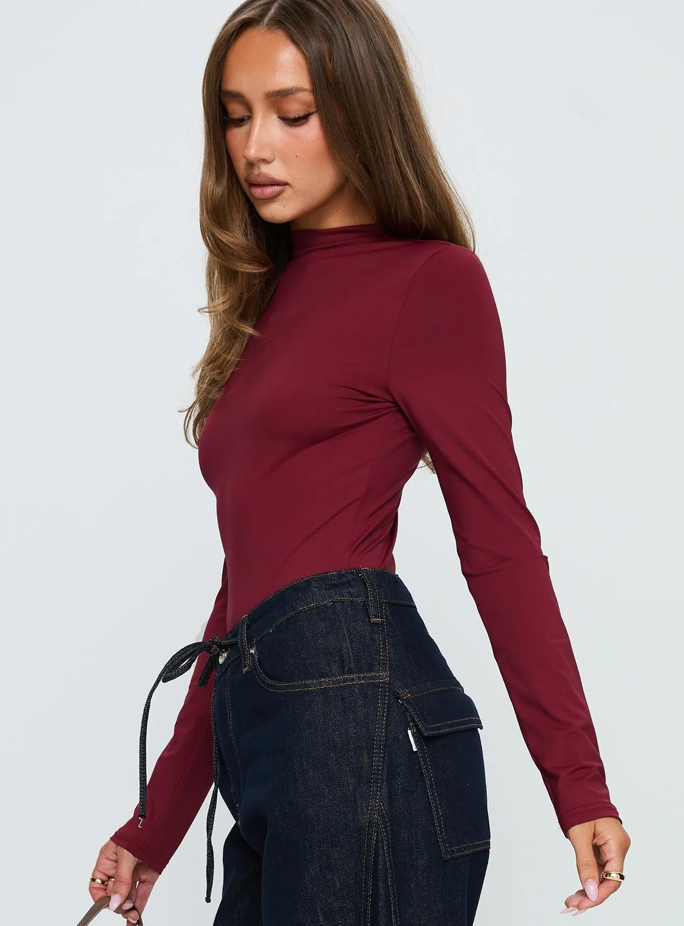 Smart Model Augustness Long Sleeve Bodysuit Burgundy