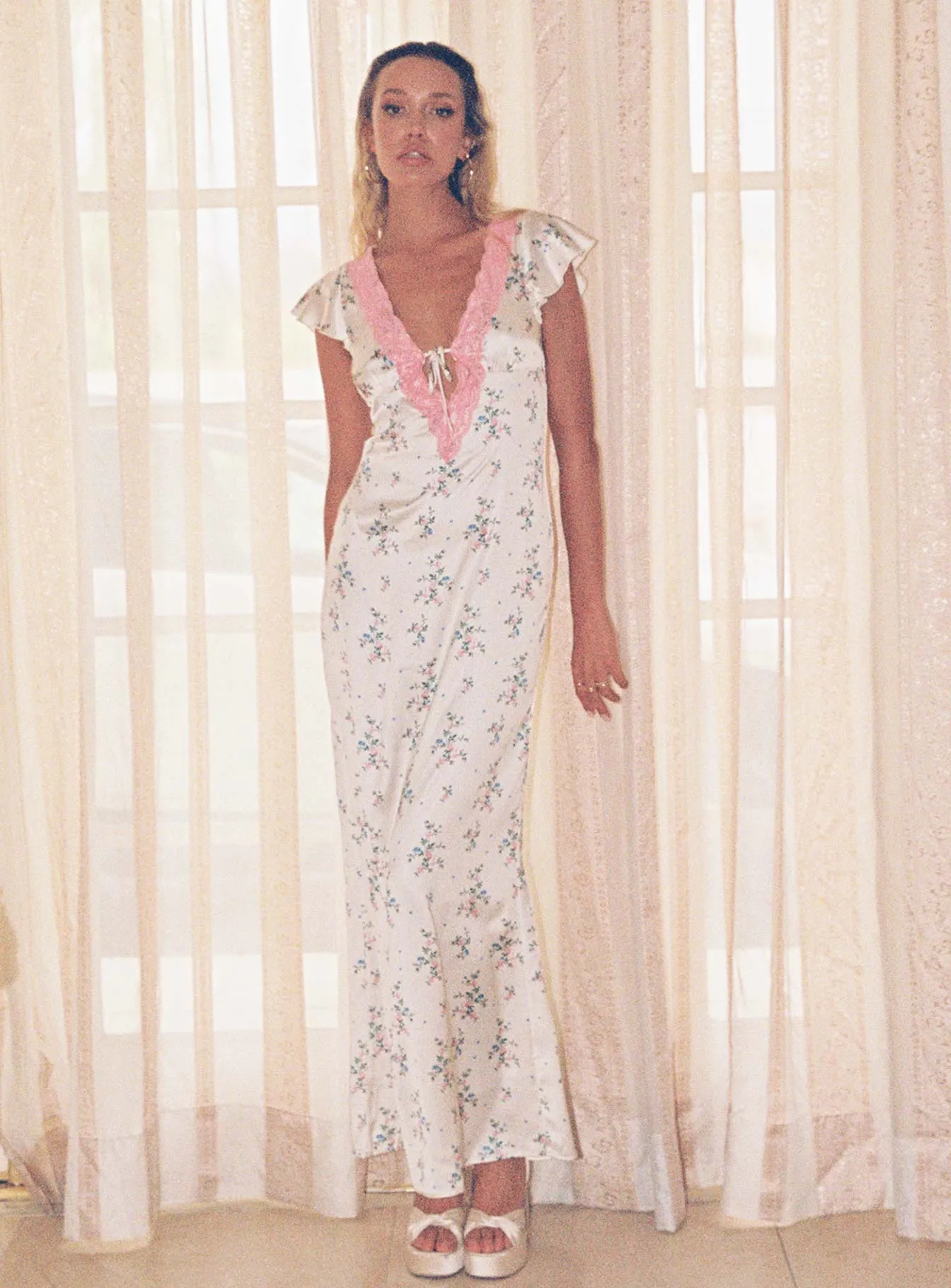 Armas Lace Trim Maxi Dress Floral Classic sleeveless floor dress