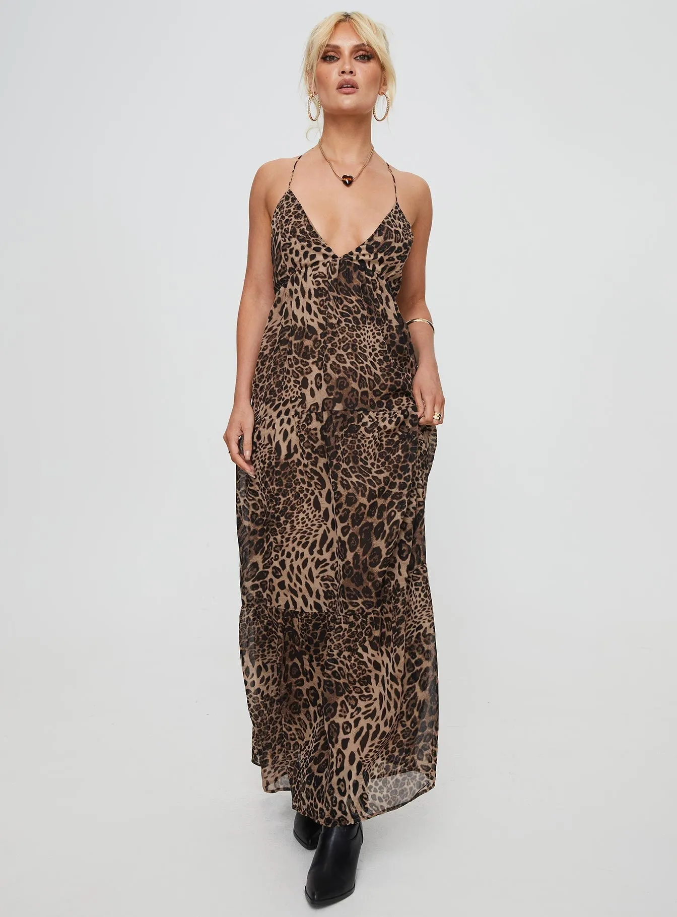 Cozy evening dress Storm Calm Chelsea Maxi Dress Brown