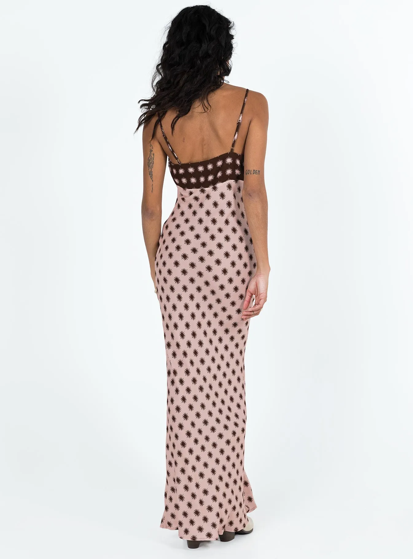 The soft fabric of this maxi dress provides a luxurious feel while remaining comfortable Freda Maxi Dress Pink