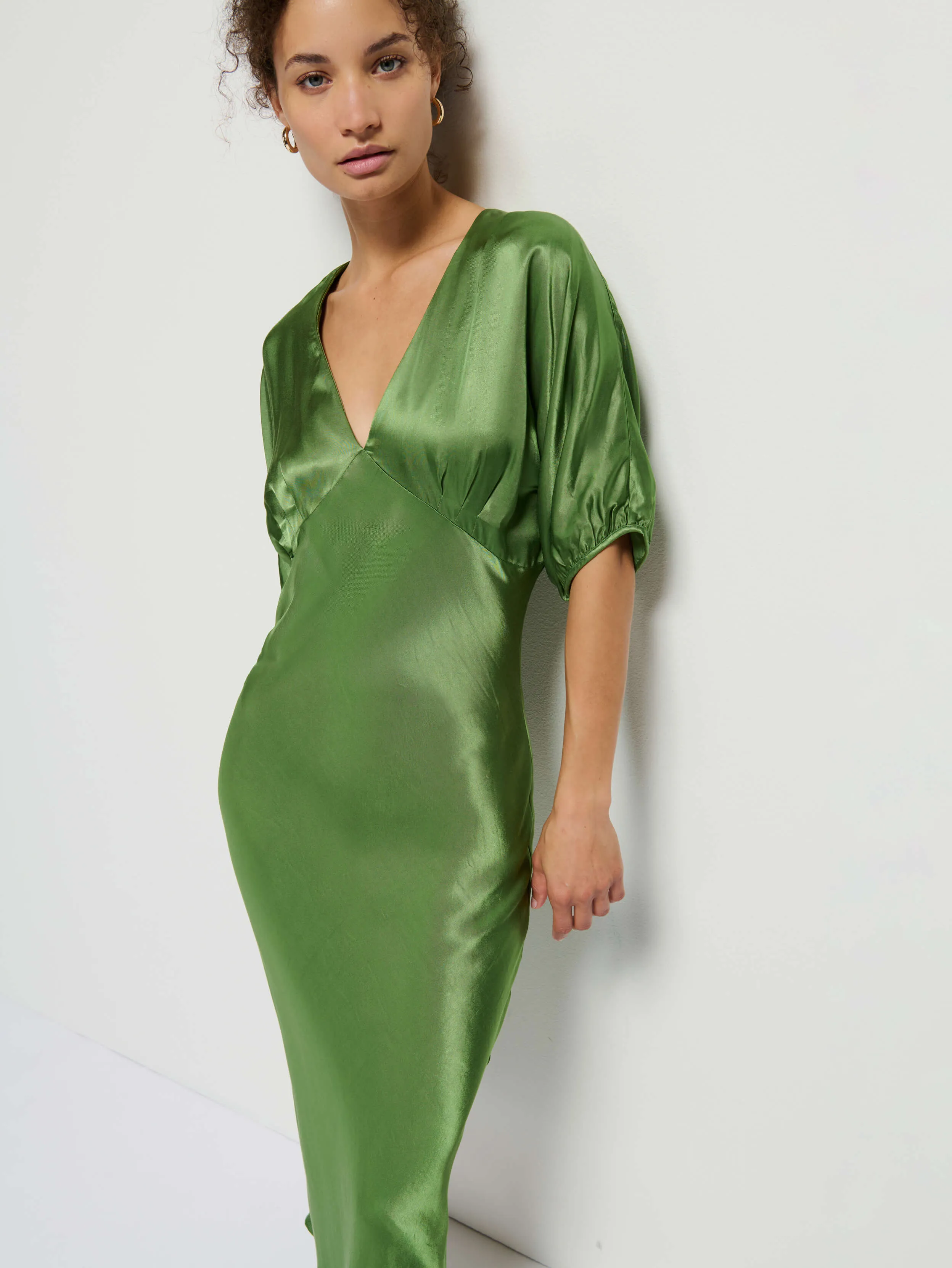 Lily-Rose Dress Chic Fit