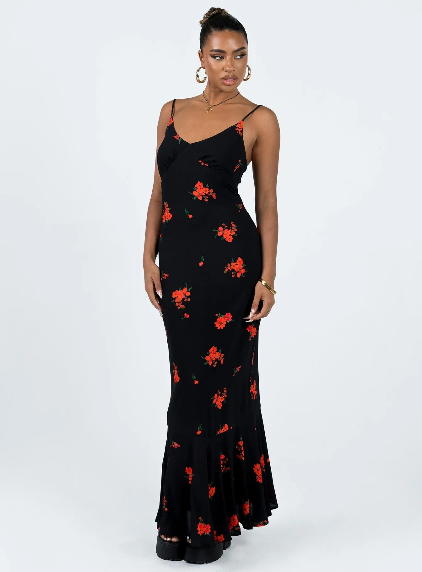 Lucan Maxi Dress Black / Red Velvet Glow Early Light