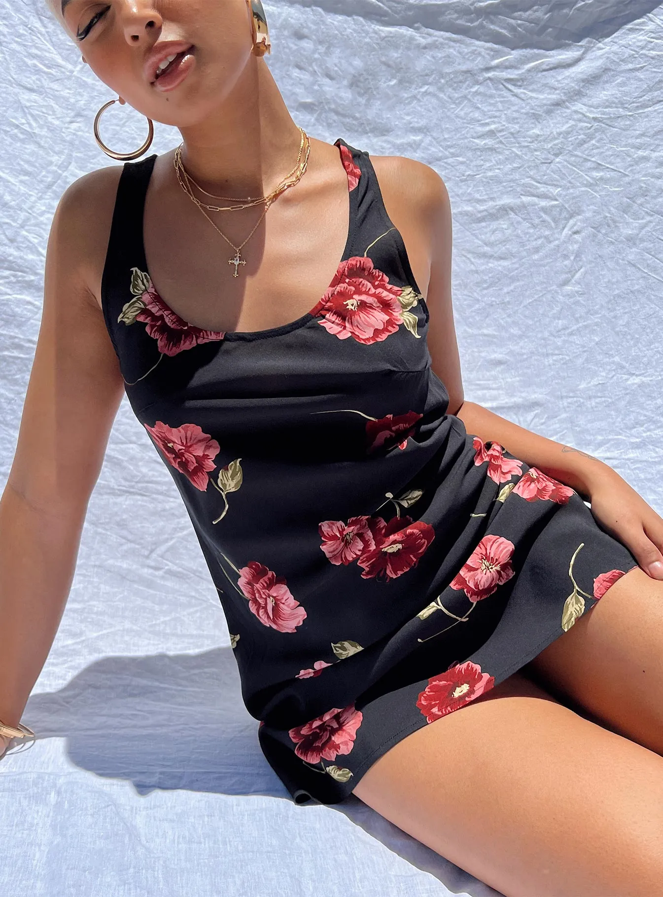 Shelli Vintage Floral Mini Dress Black / Multi Timeless Fashion Fresh Style