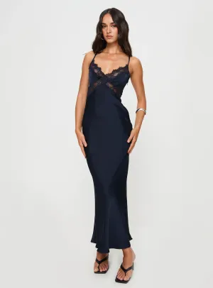 Its simple design makes it easy to pair with accessories and shoes for a personalized look Field Glow Treasure Bias Cut Maxi Dress Navy Petite