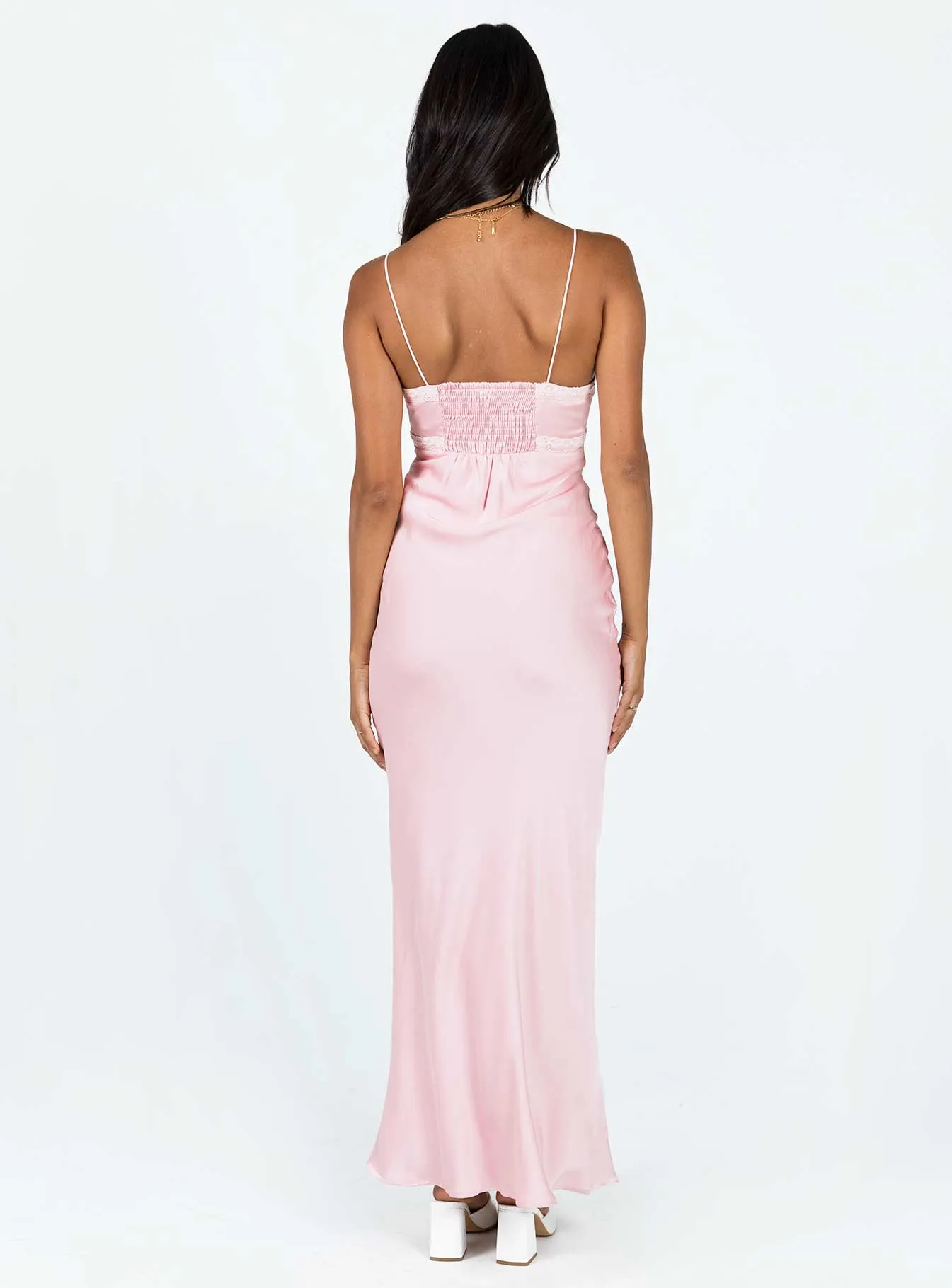 This dress provides a flattering look for any body type thanks to its classic design Fringe Glow Emily Maxi Dress Pink
