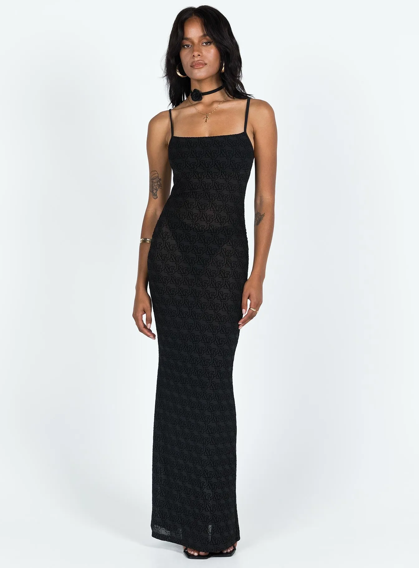 JGR & STN Abbey Maxi Dress Black The easy-to-wear design of this maxi dress ensures that you can style it effortlessly