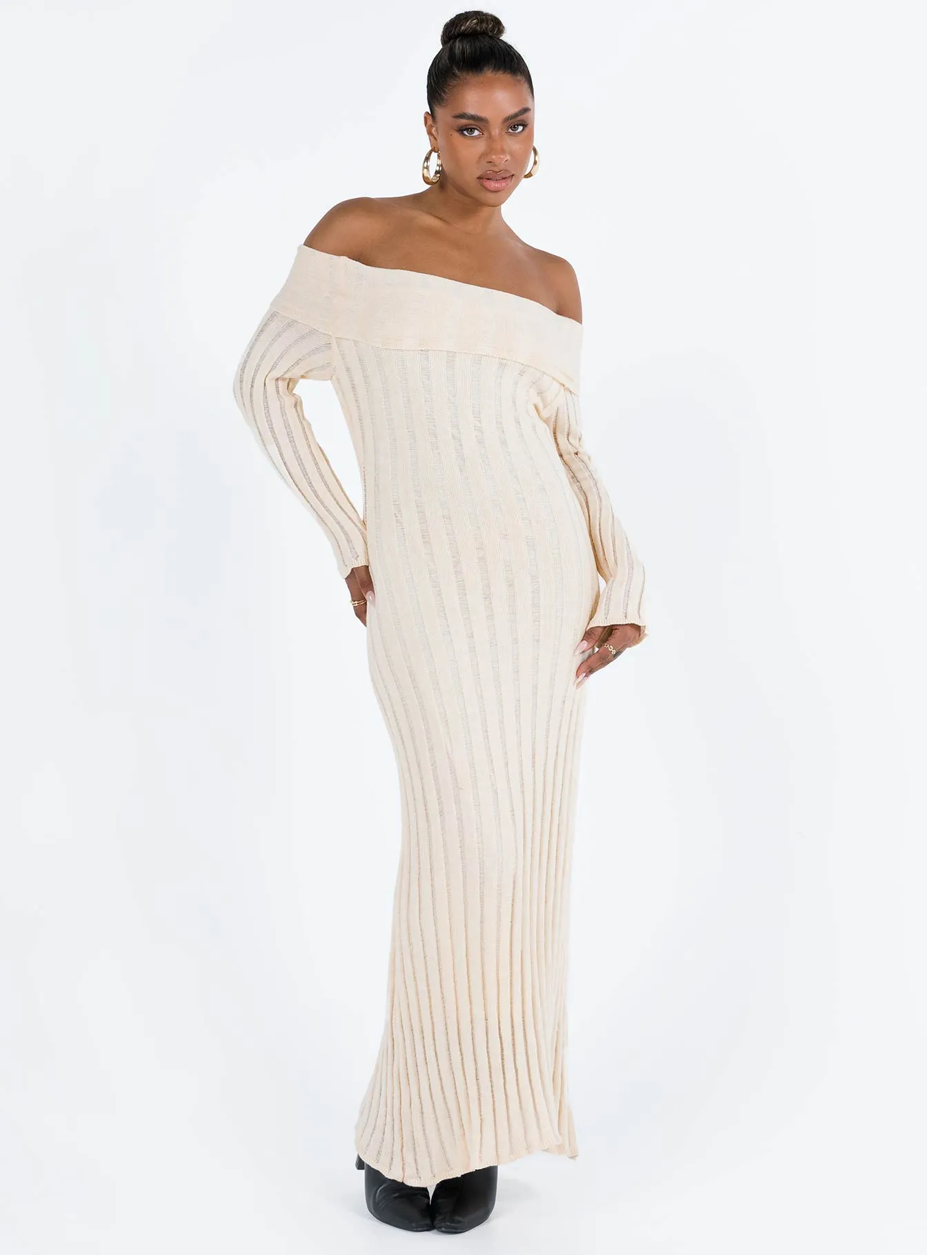 Lefler Off The Shoulder Maxi Dress Beige Muslin Glow