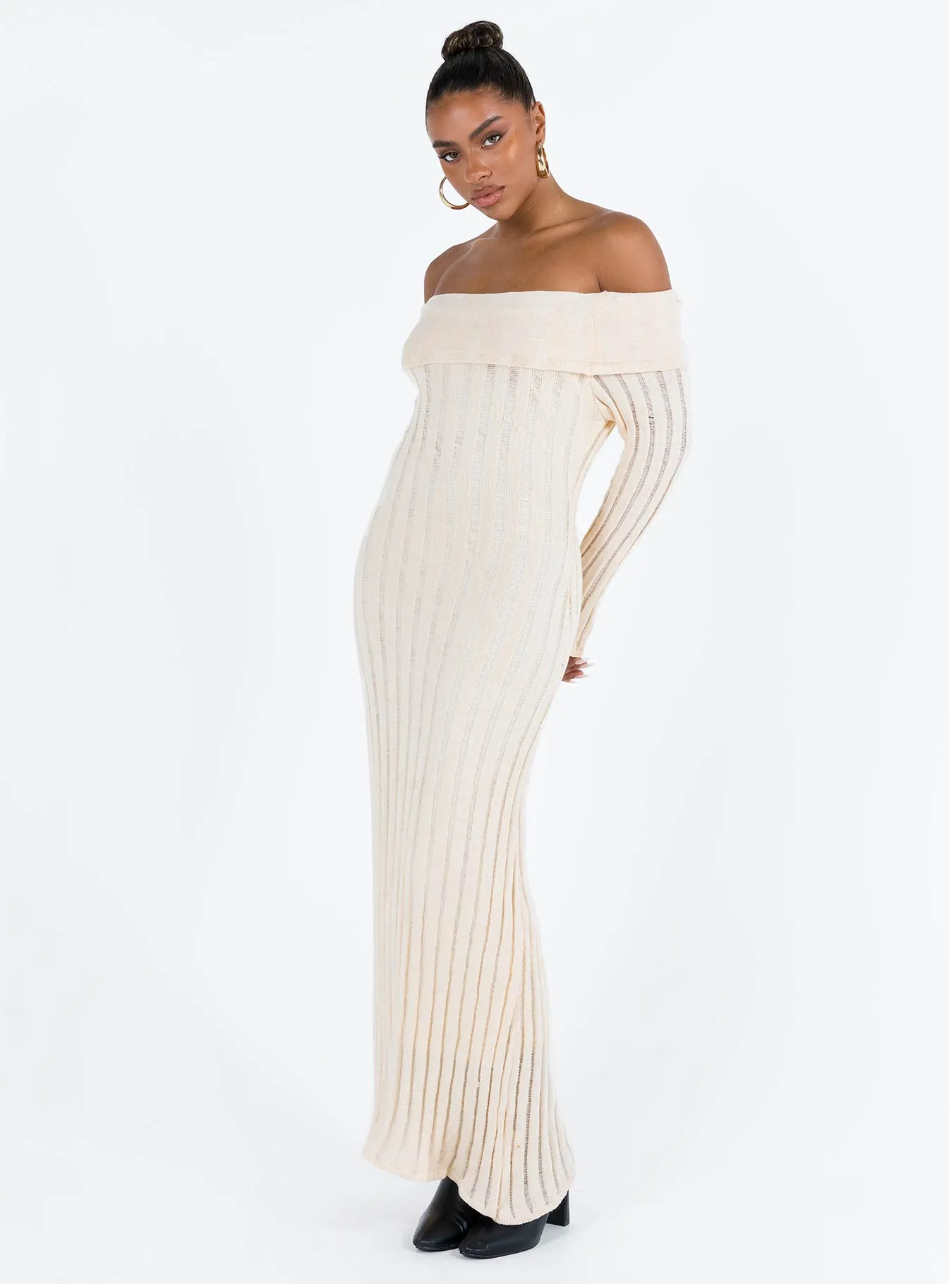 Step Glow Lefler Off The Shoulder Maxi Dress Beige