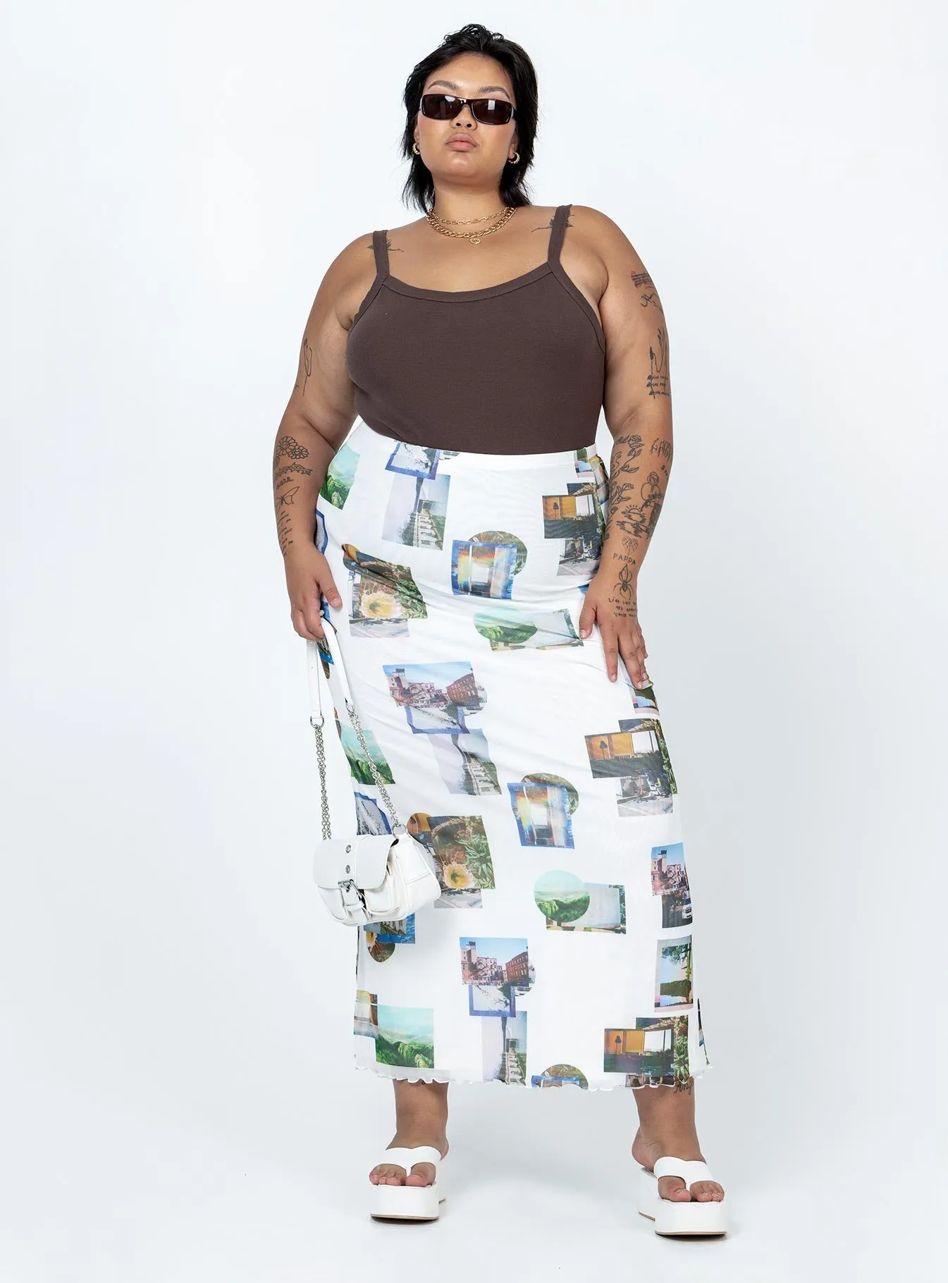 Breathable Traveler Lindsey Bodysuit Brown Curve