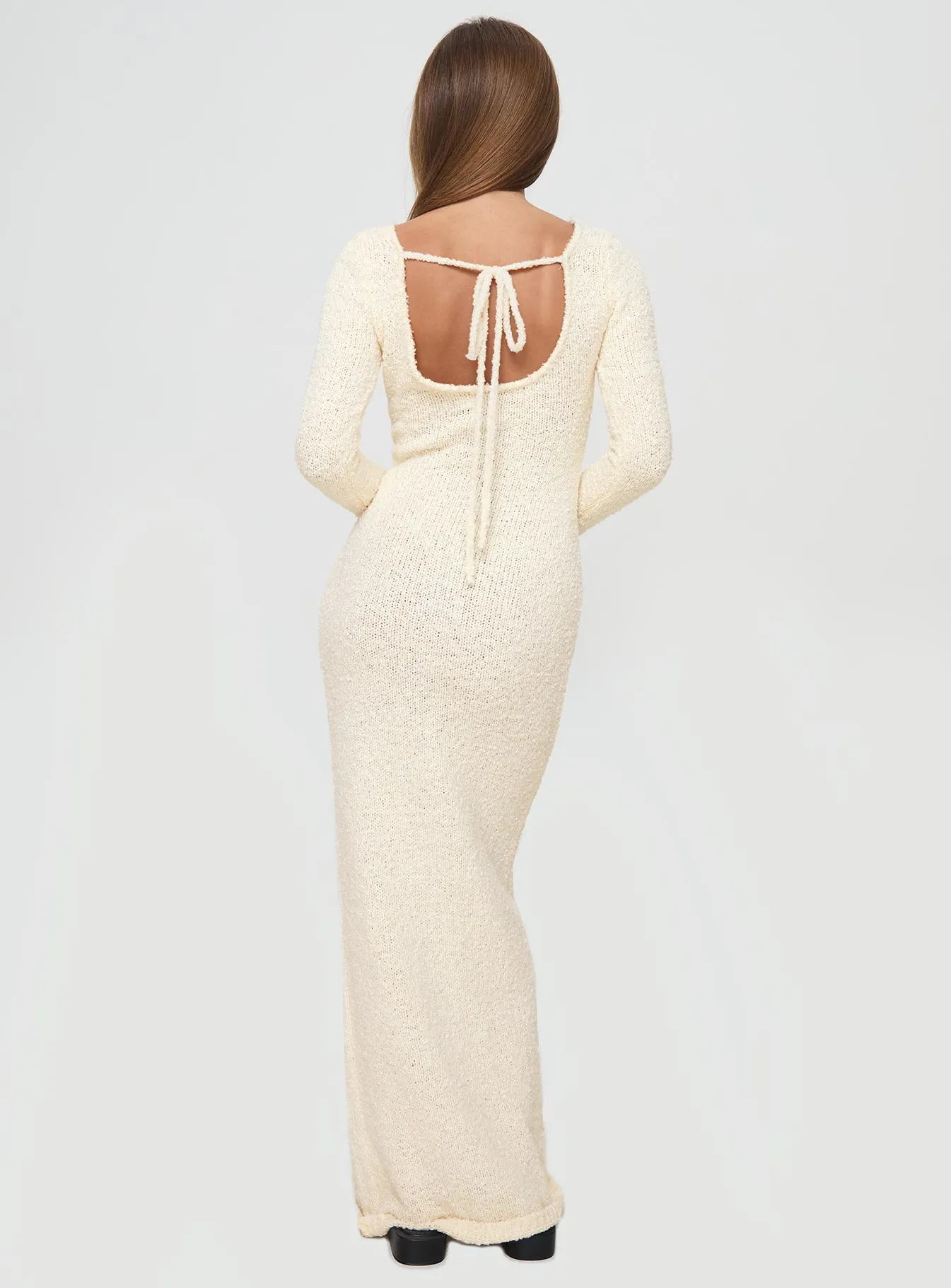 Cosy Up Long Sleeve Boucle Maxi Dress Cream Designed with a simple yet elegant cut this dress works for both casual and formal occasions Seaside Path