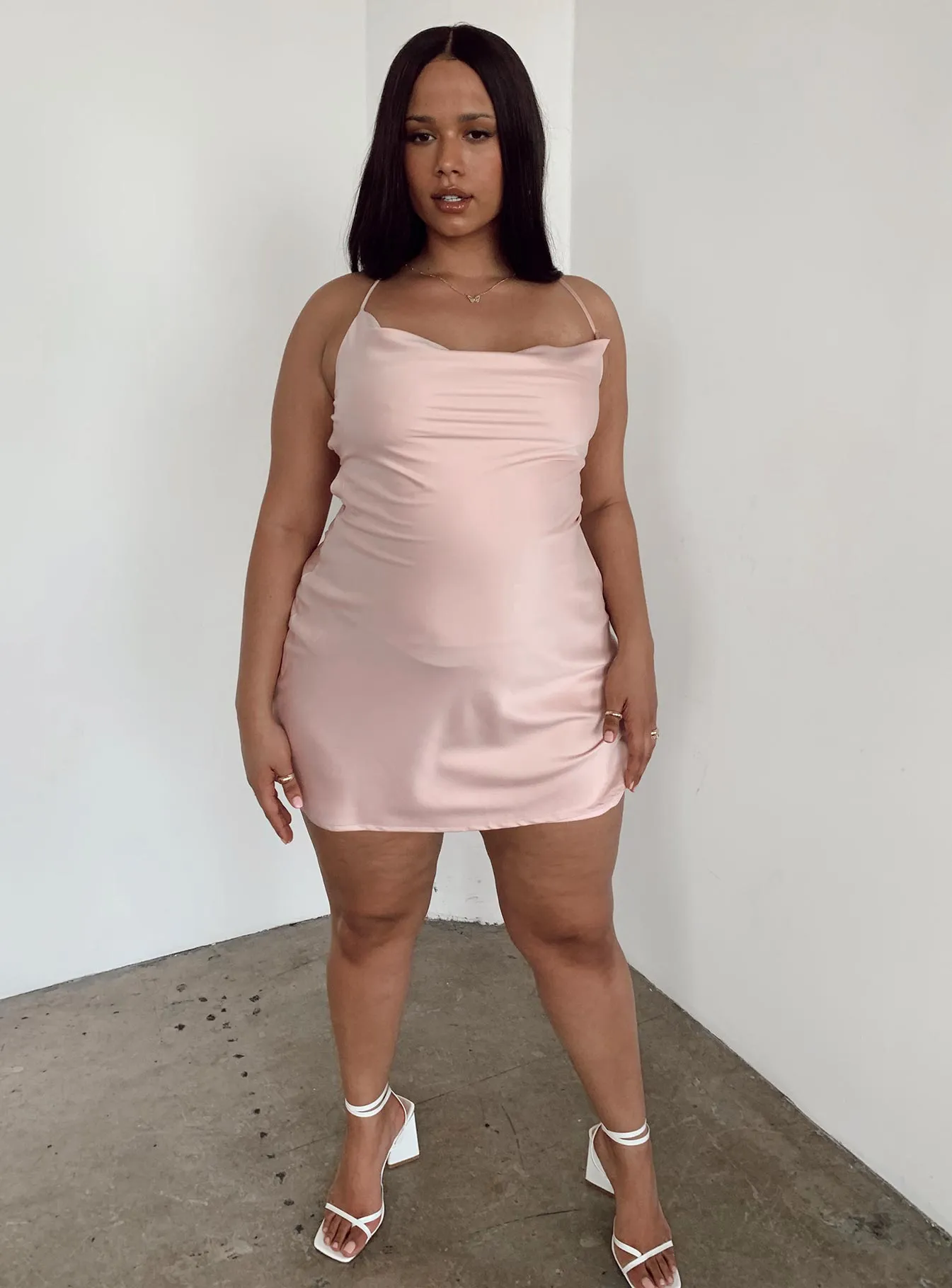 Celena Mini Dress Curve Easy-to-wear mini gown Hot Rush