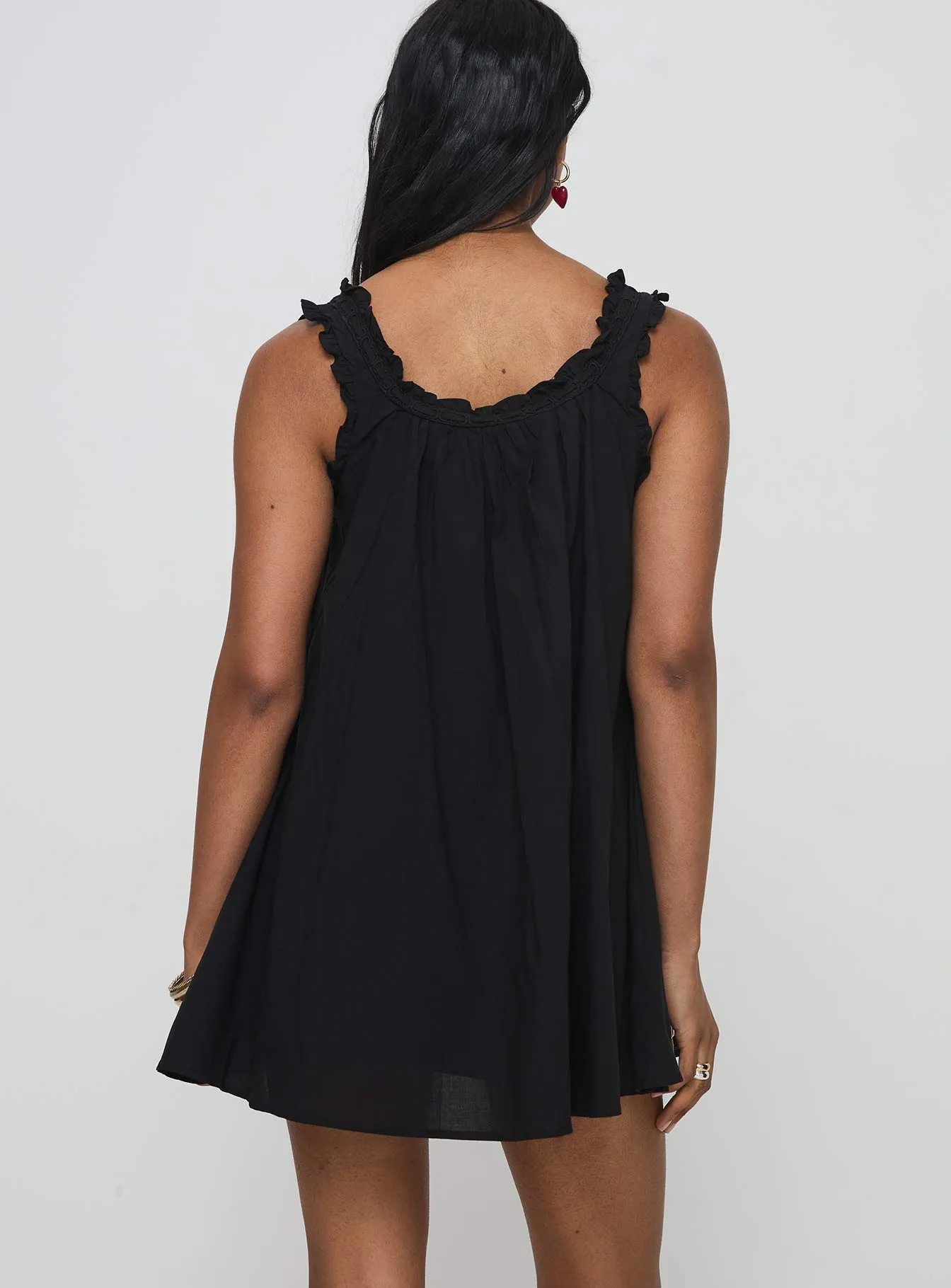 Swing Mini Dress Black Feminine relaxed mini Elegant Wear